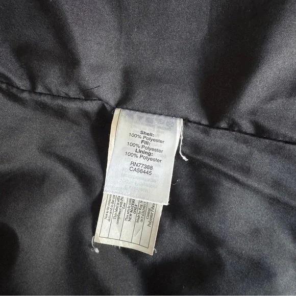 J. Crew | EUC Mercantile Quilted Puffer Vest in Black Size Medium - Picture 9 of 10